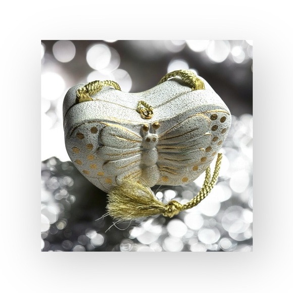 Timmy Woods 🝮 Butterfly Box Handbag Bag Minaudière 🝮 Gold Braided Strap 🝮 White - Picture 15 of 16